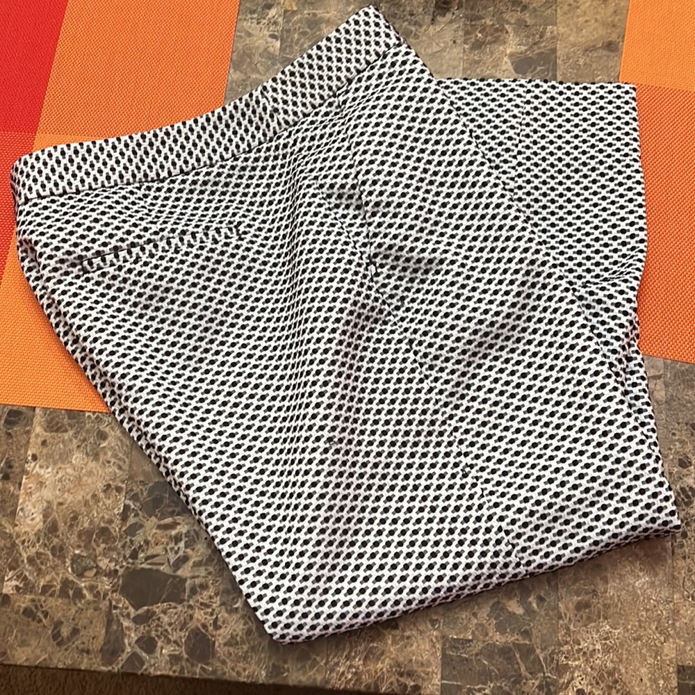 Black and White Express Crop Pants